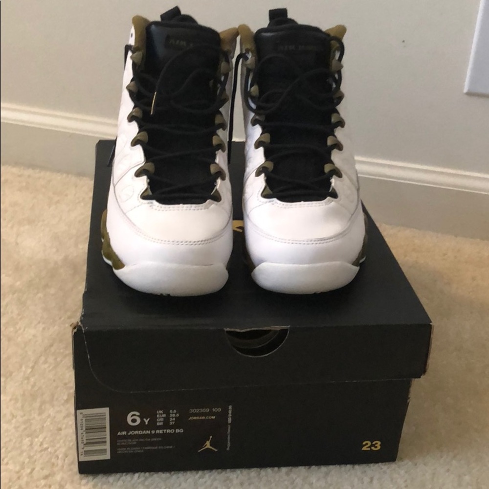 Air Jordan retro 9